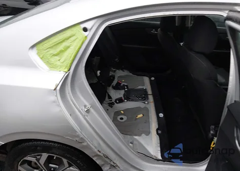 2019 Kia Forte Lxs from USA, damaged, VIN 3KPF24ADXKE113722